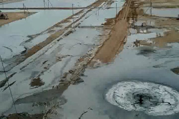 Фотография к новости: Утечку газоводяной смеси со скважины расследуют в Мангистауской области