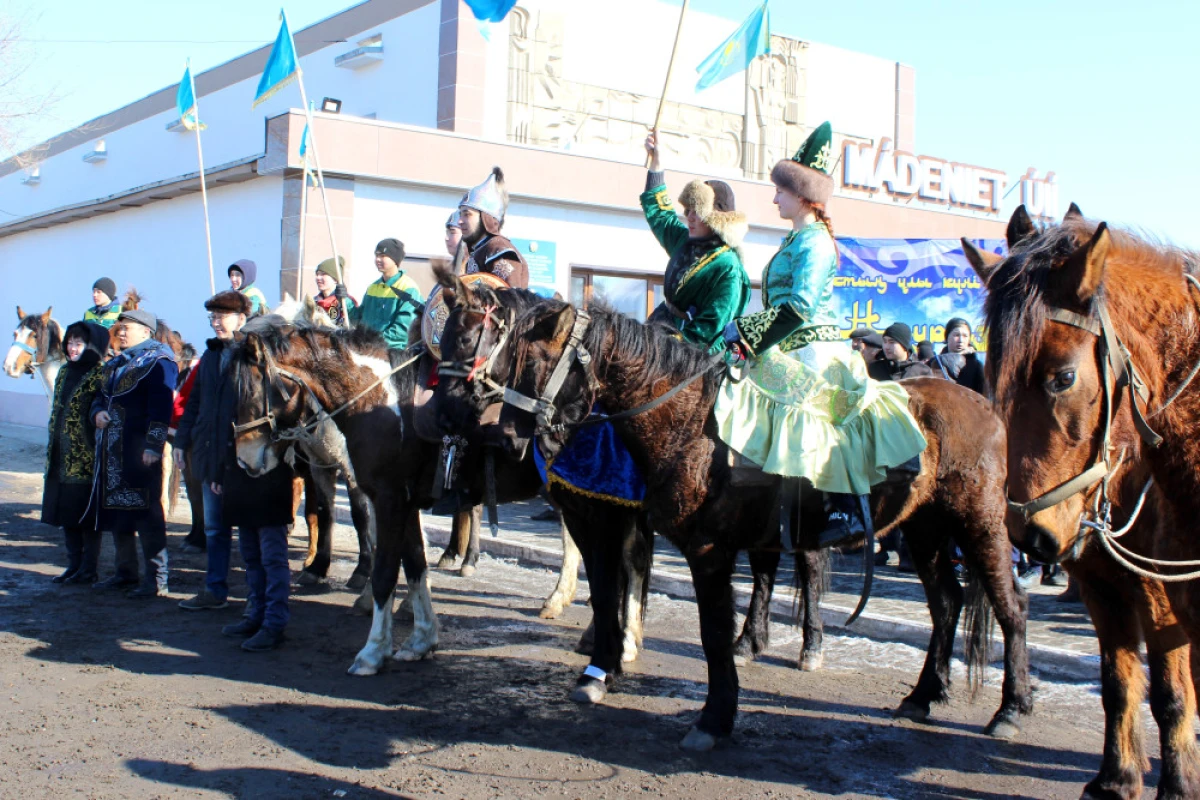 автора