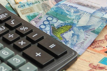 958 тыс. низкооплачиваемым работникам повысили зарплату в Казахстане