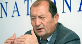 В вымогательстве и получении взятки подозревают председателя Комитета по водным ресурсам МСХ