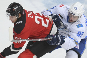 Фотография к новости: "Барыс" уступил "Авангарду" в третьем матче серии плей-офф КХЛ 