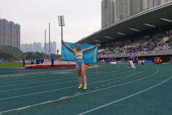 Фотография к новости: Казахстанская легкоатлетка Иванова завоевала золото на чемпионате Азии U-18