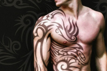 Фотография к новости: Медики объяснили, к каким заболеваниям могут привести татуировки