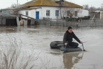 Фотография к новости: Как казахстанцы могут получить компенсацию в случае паводков