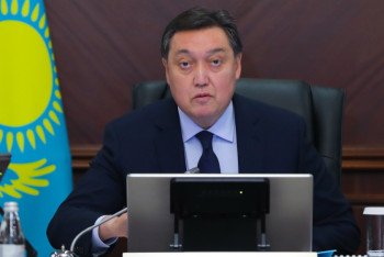 Фотография к новости: Аскар Мамин: Все инициативы Елбасы обеспечены финансированием и будут реализованы в полном объеме