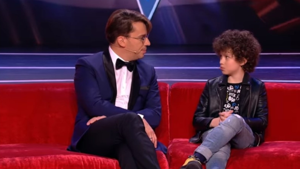 кадр из видео