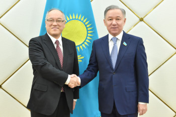 Фотография к новости: Нурлан Нигматулин принял посла Японии в Казахстане 