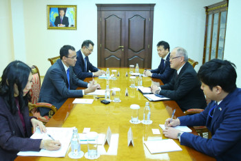 Ашимбаев рассказал иностранным послам о предстоящей работе партии "Nur Otan"