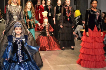 Фотография к новости: День казахстанской моды прошёл в Амстердаме 