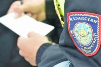 Фотография к новости: В полиции сообщили подробности задержания в ЦОНах Алматы "помогаек"