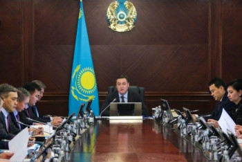 Фотография к новости: Мамин: Каждый член правительства и акимы будут нести ответственность за результаты работы