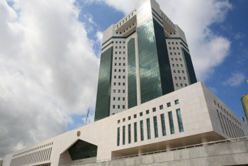 Мамин поручил министрам разработать дорожные карты по реализации социальных инициатив Президента