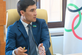 Серик Сапиев прокомментировал задержание лыжника Полторанина