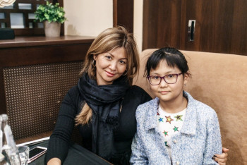 Фотография к новости: Мать Бибисары Асаубаевой назвала причины переезда спортсменки из Казахстана в Россию