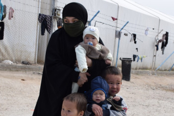 Фотография к новости: МИД РК проверяет информацию о супруге боевика ИГИЛ из Казахстана