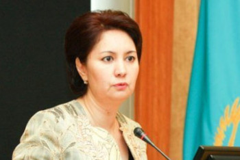 Фотография к новости: Депутаты согласовали кандидатуру Абдыкаликовой на пост заместителя Премьер-министра РК 