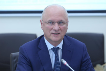 Фотография к новости: Мажилис согласовал кандидатуру Романа Скляра на должность главы МИИР РК