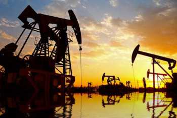 Мировые цены на нефть понизились