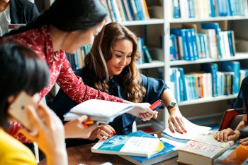 Фотография к новости: КазГЮУ разыгрывает гранты в поддержку научных исследователей