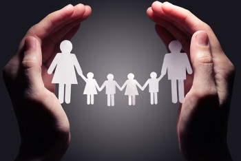 Фотография к новости: В Мангистауской области многодетным малообеспеченным семьям выплатят по 100 тыс. тенге