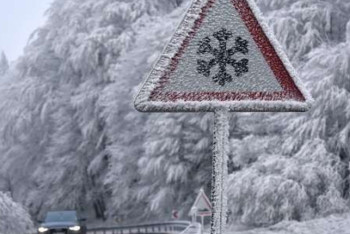 В трёх областях Казахстана из-за погодных условий перекрыты участки автотрасс