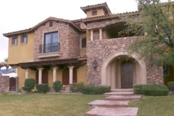 Фотография к новости: Боксер Бейбут Шуменов продает дом в США почти за 5 млн долларов 