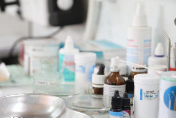 Причины изъятия из продаж препарата от гипертензии объяснили в Минздраве