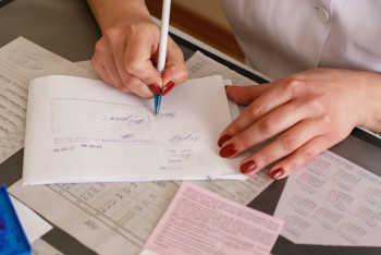 Шпекбаев поставил под сомнение необходимость сдавать справки 086 на работу