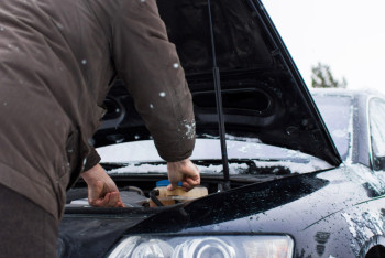 Как правильно заводить машину в мороз – советы экспертов