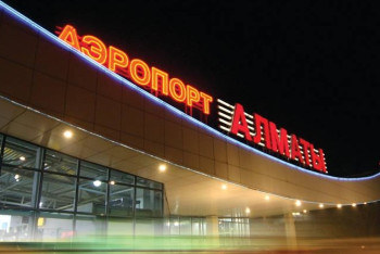 8 рейсов задерживаются в аэропорту Алматы из-за непогоды