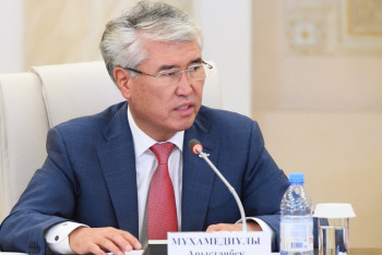 Работники минкультуры перечислят однодневную зарплату родителям девочек, погибших при пожаре в Астане