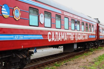 Медицинские поезда начнут курсировать по Казахстану в мае 