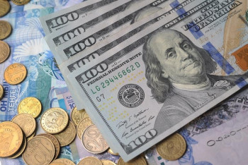 Фотография к новости: KASE: Курс доллара понизился на 1,11 тенге 