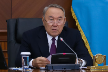 Фотография к новости: Глава государства поручил открыть рейсы в Японию и США