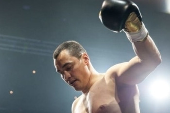 Фотография к новости: Казахстанский боксёр нокаутировал двухметрового боснийца в первом раунде 