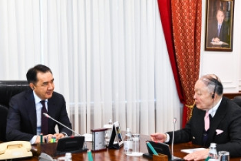 Фотография к новости: Бакытжан Сагинтаев встретился с президентом КИМЭП Чан Йан Бэнгом