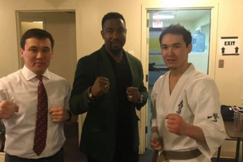 Фотография к новости: Казахстанский каратист завоевал серебро на чемпионате Америки