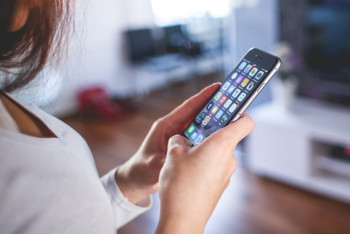 Фотография к новости: Консолидация рынка мобильной связи: стоит ли абонентам ждать повышения цен?