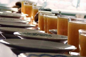 Фотография к новости: Родители столичных учеников могут наблюдать за приготовлением еды в школьных столовых онлайн  