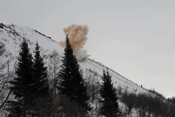 Фотография к новости: О возможном сходе лавин предупредили спасатели ВКО