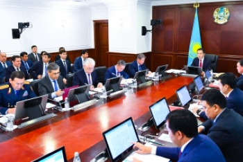 Фотография к новости: Сагинтаев дал ряд поручений по реализации "Пяти социальных инициатив Президента"