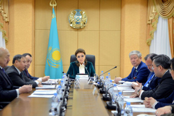 Фотография к новости: В Комитете Сената рассмотрен проект Закона "О ратификации Конвенции о правовом статусе Каспийского моря"