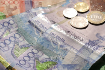 Для 2 млн казахстанцев налоговая нагрузка снижена в 10 раз 