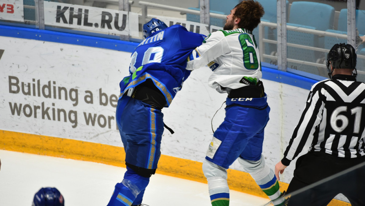 Хоккейный клуб "Барыс"