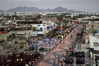 Фотография к новости: Военные будут отслеживать туристические автобусы в Египте