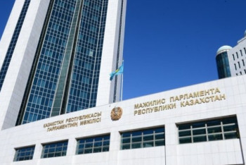 В Мажилисе Парламента прошло пленарное заседание