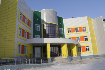 Фотография к новости: Современную школу на 1200 мест открыли в Караганде