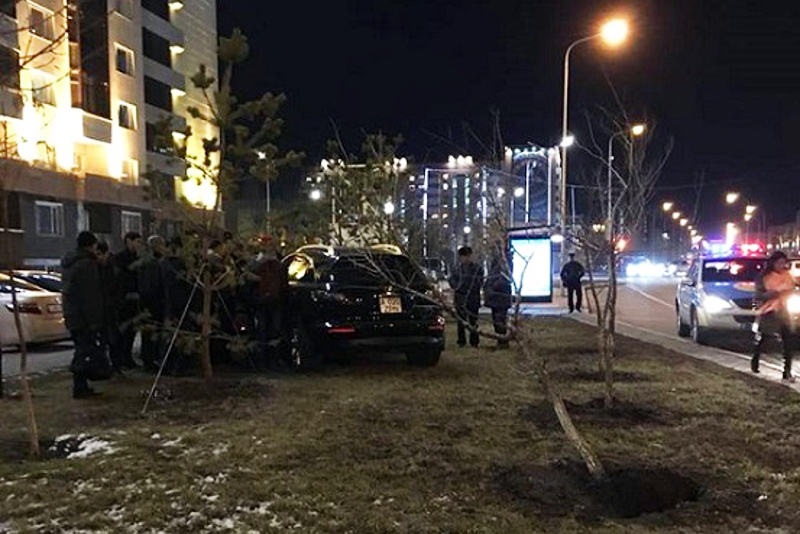 Виновник ДТП у ТРЦ «Керуен» ранее врезался в Дом министерств