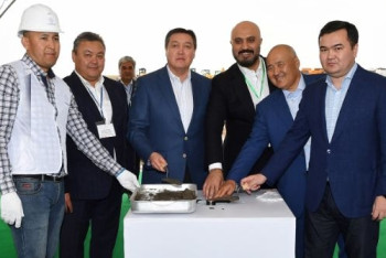 Фотография к новости: Аскар Мамин проинспектировал застройку Туркестана