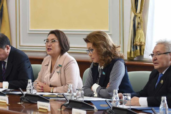 Фотография к новости: Бырганым Айтимова передала свой пост Дариге Назарбаевой